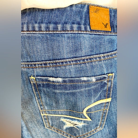 American Eagle Jean Shorts - Picture 4 of 5